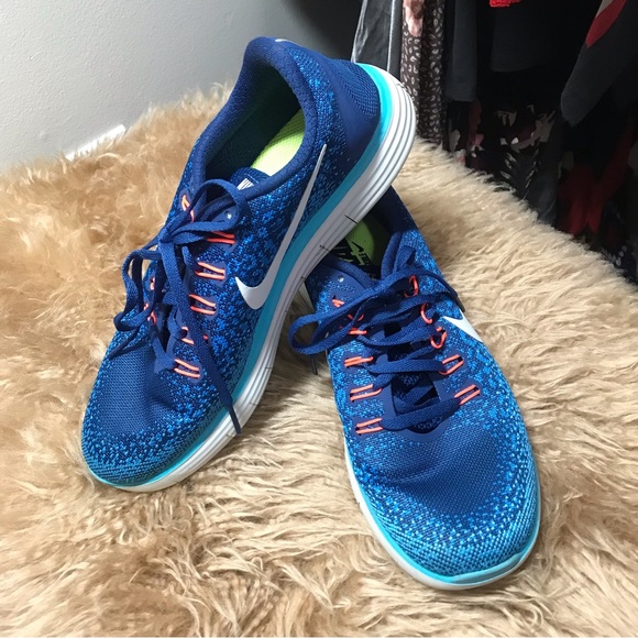 *SOLD* Blue Nike Free runners - Picture 3 of 3